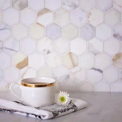 2" Calacatta Gold Hexagon Tile Honed
