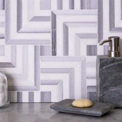 Square Weave Equator & Thassos Polished Mosaic Tile