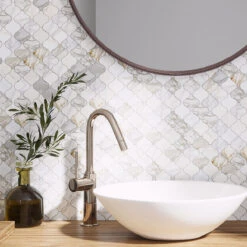 Mini Lantern Calacatta Gold Marble Mosaic Tile